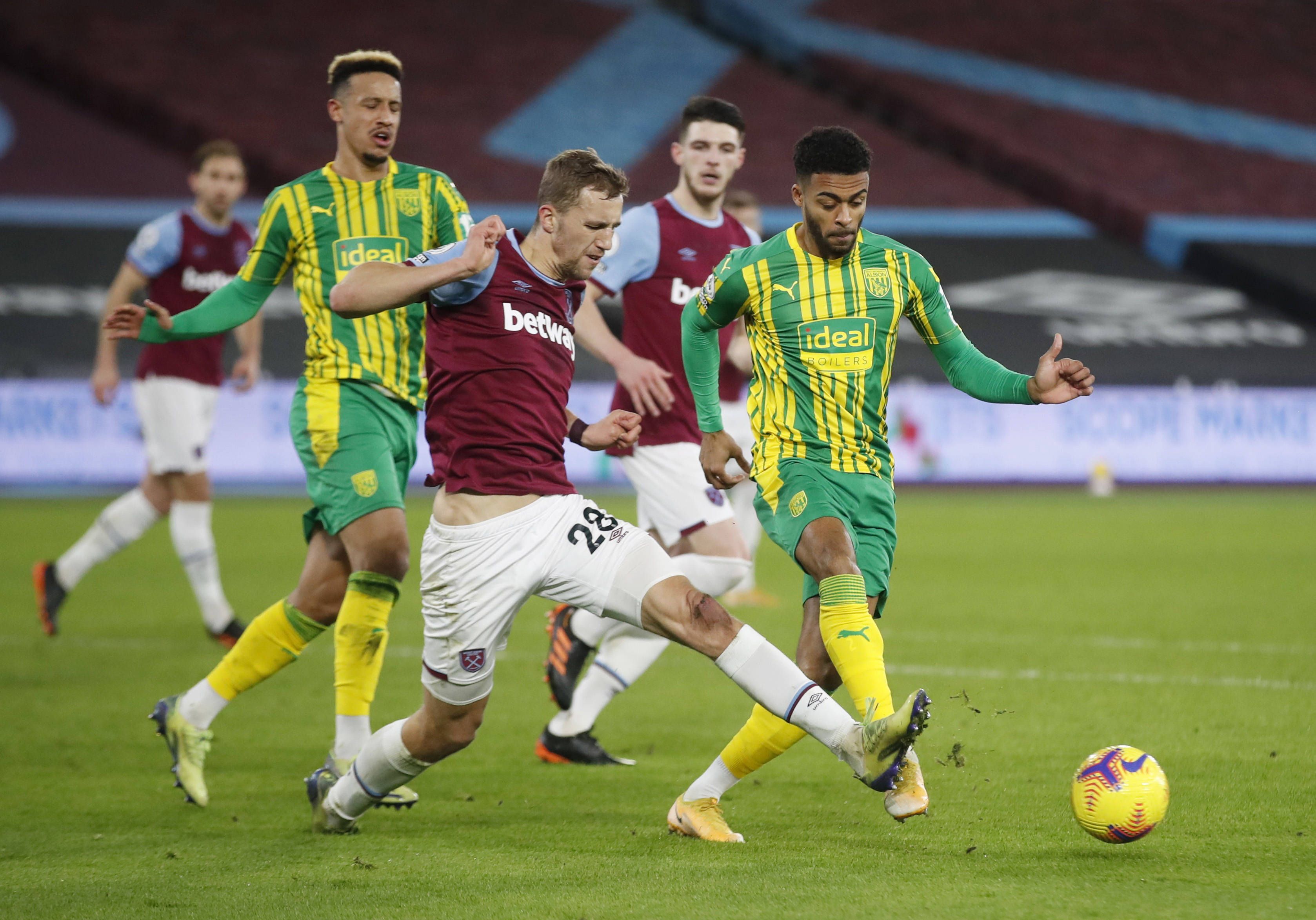 转会风波并 转会风波并